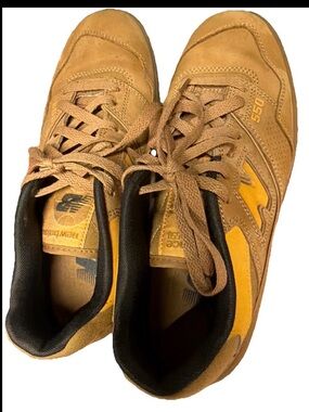 New Balance Men's Sneakers in Wheat/Tan with Black Liner
